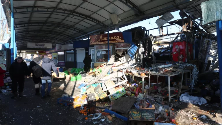 Varios muertos por un ataque ucraniano contra un mercado en la región de Jersón