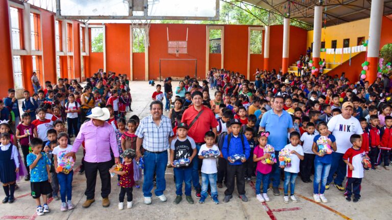 Niños huitziltecos, el futuro del municipio