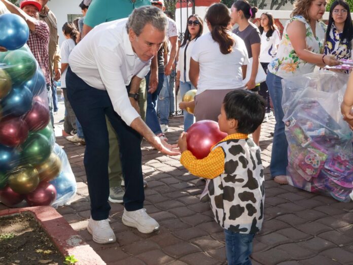 Pepe_Chedraui_celebra_a_niñas_y_niños_de_San_Baltazar_Campeche