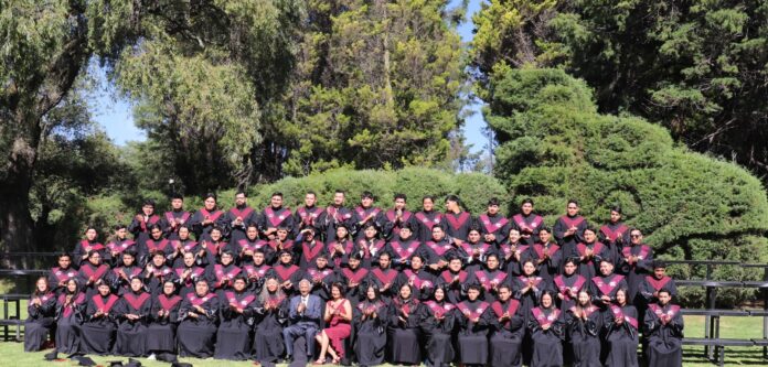 Registra_UTH_un_86.6_de_estudiantes_titulados_durante_egreso_(2)
