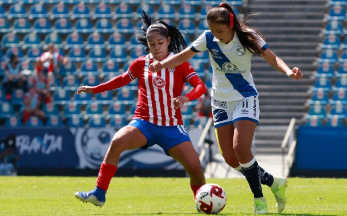 chivas-convirtieron-aplanadora-frente-puebla
