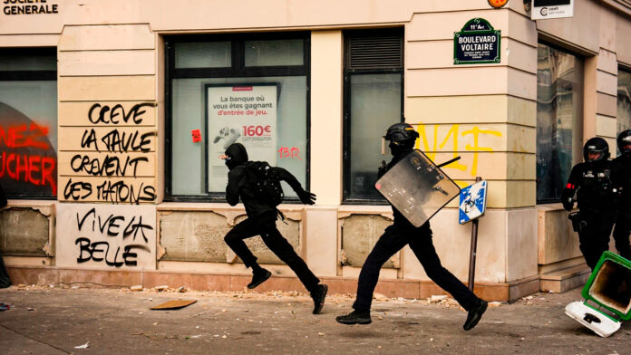 protestas-estudiantiles-francia-policia-menores-heridos